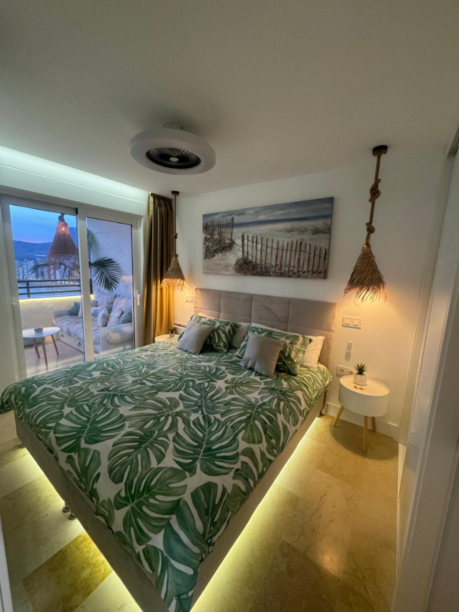 Blue Marin Benidorm Appartement Buitenkant foto